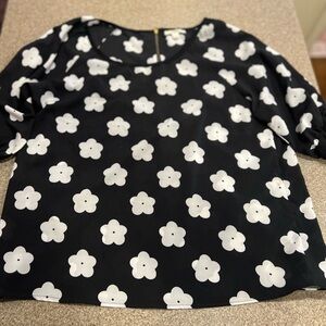 Timing Monochrome Floral Top